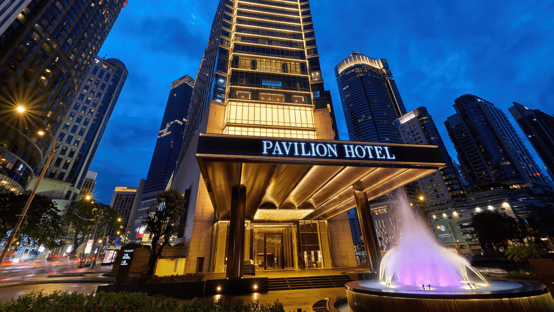 Pavilion Hotel Banyan Tree